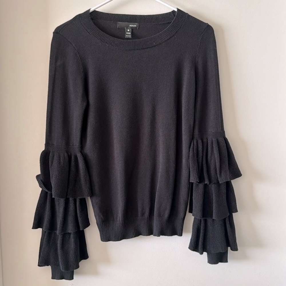 AQUA fine knit sweater • solid black• Women’s size XS
